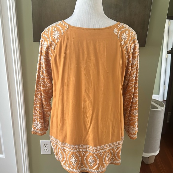 Sundance Brilliant Details Top - Picture 6 of 10